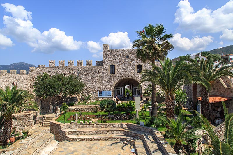 marmaris-castle-and-museum-2.jpg